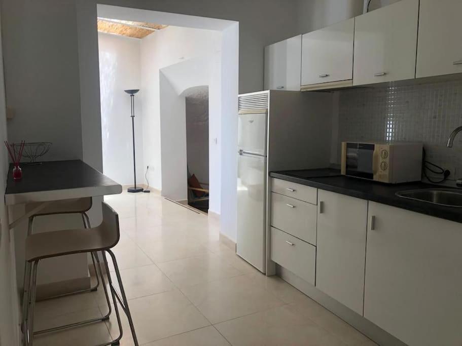 Apartamento Authentic Cave In Old City Centre Granada Exterior foto